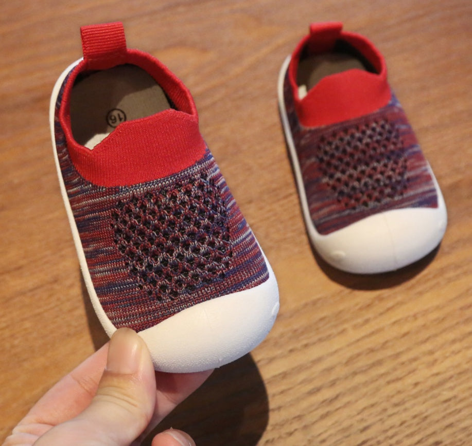 Zapatos para bebés y niños pequeños suaves