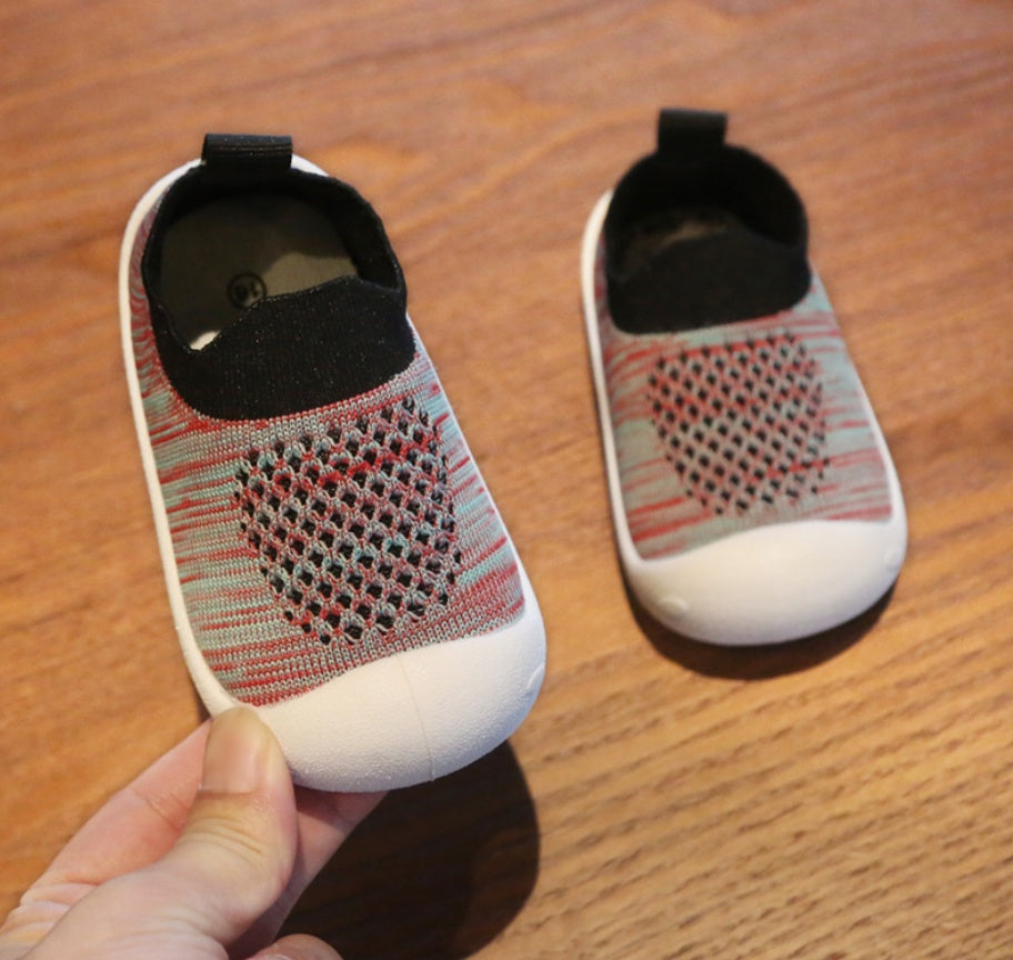 Zapatos para bebés y niños pequeños suaves