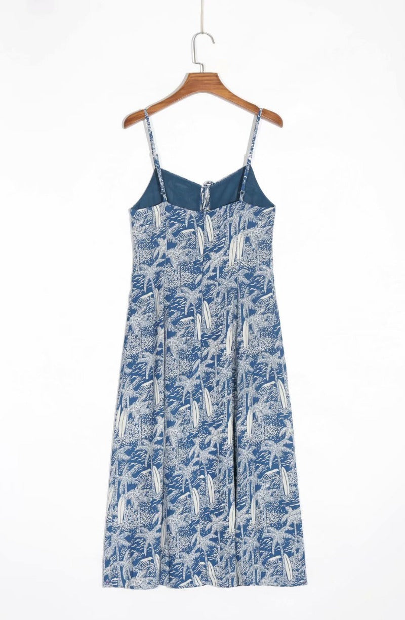 Langes süßes Blumenkleid