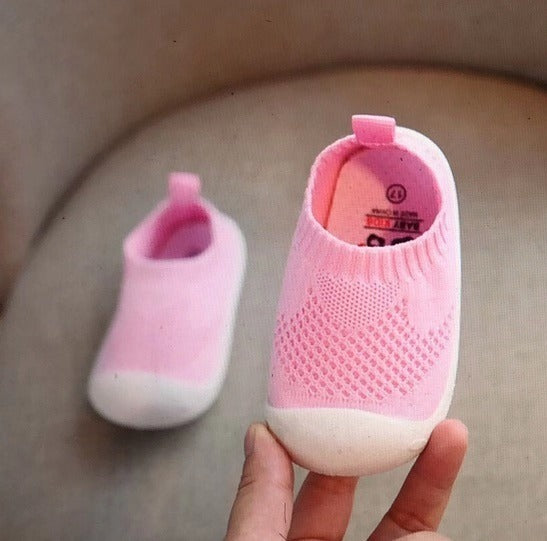 Zapatos para bebés y niños pequeños suaves