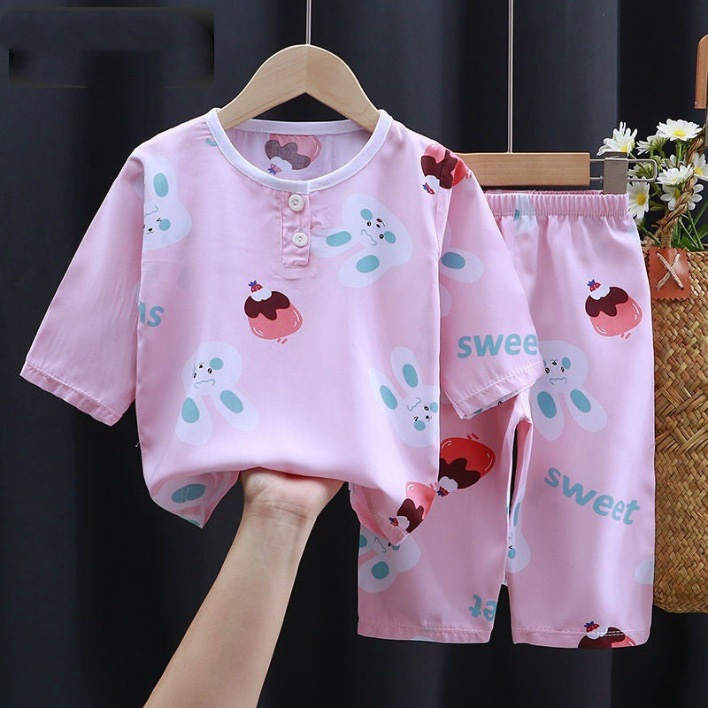 Babykleidung aus Baumwolle und Seide mit Digitaldruck