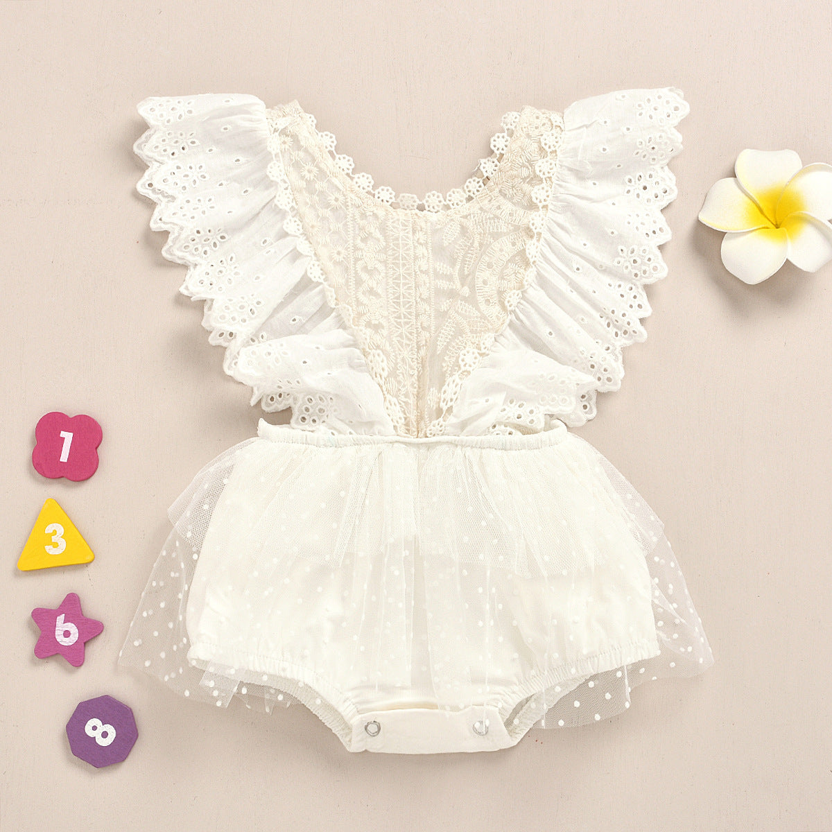 Baby-Overall aus Spitze
