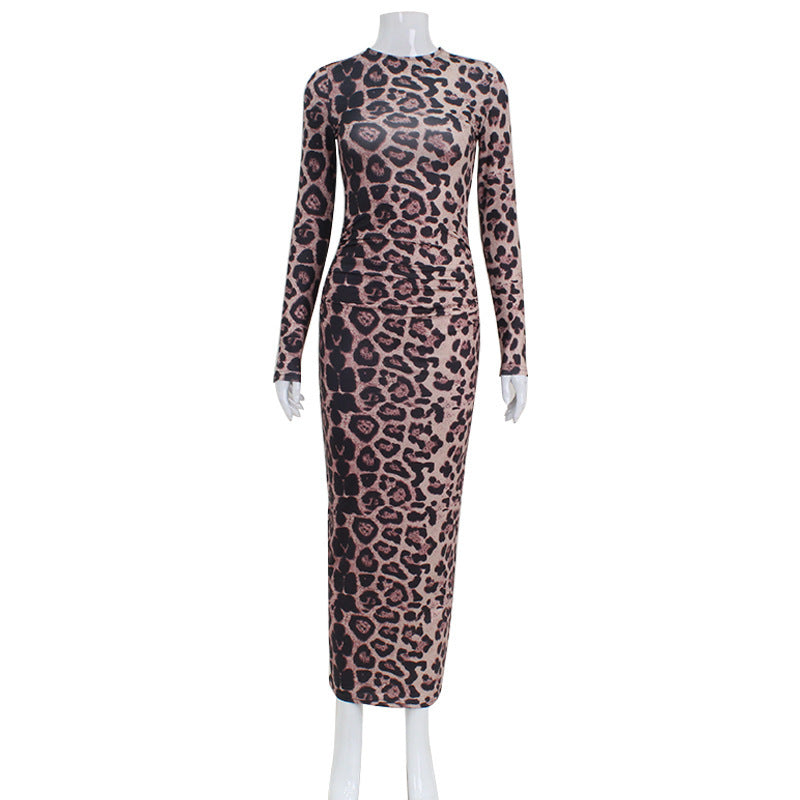 Langärmliges Kleid mit Leopardenmuster