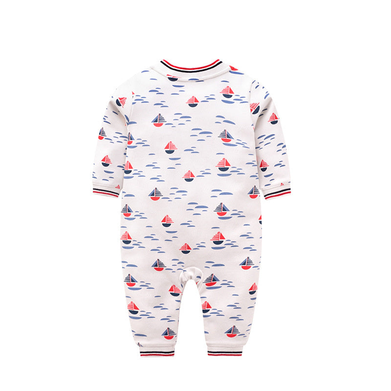 Nueva ropa de bebé de invierno de una pieza.