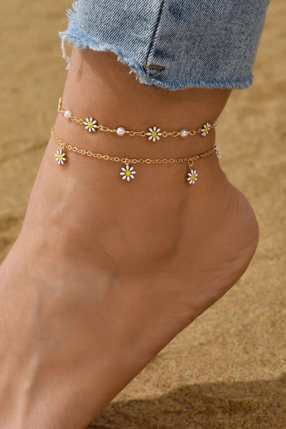 Fußkettchen mit Gänseblümchen und Perlen in Gold