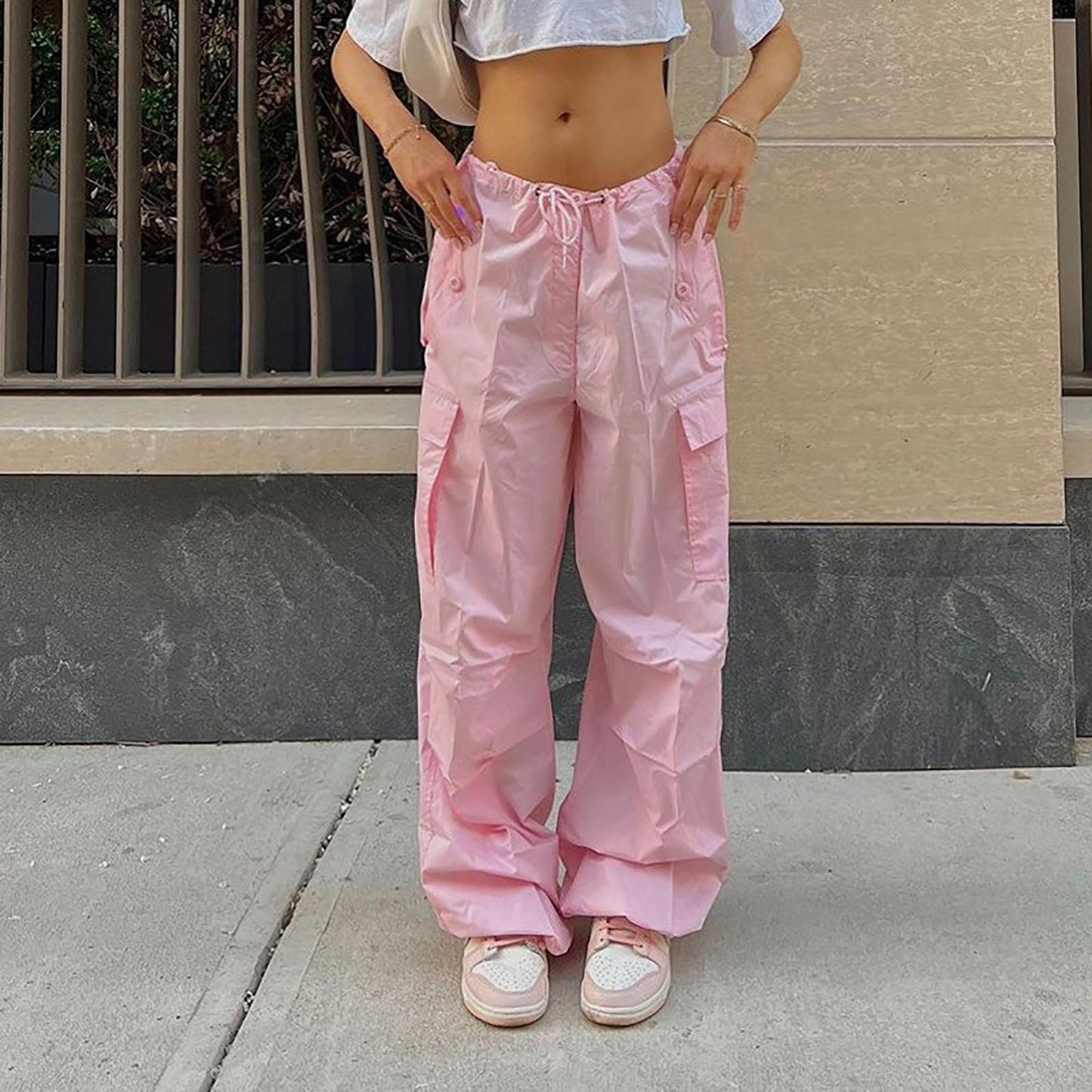 Streetwear Cargohose mit Kordelzug