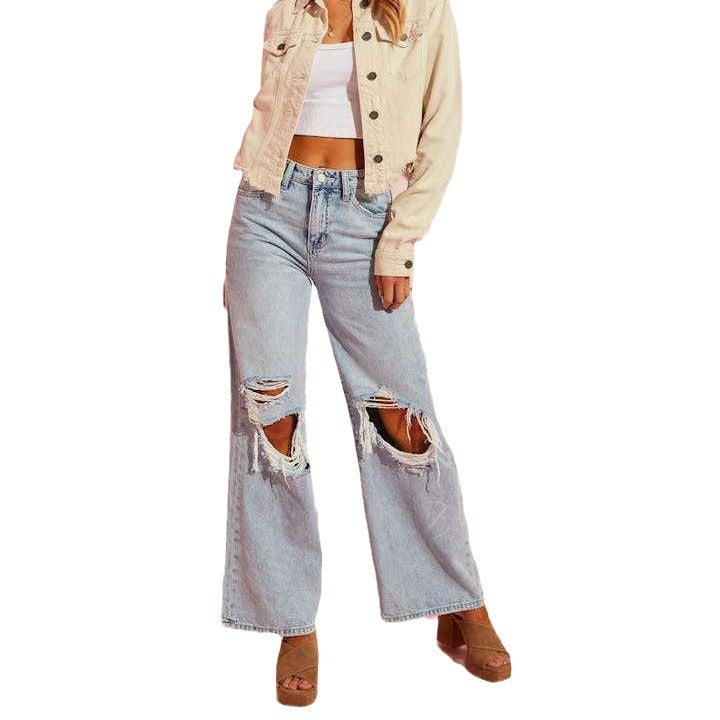 Zerrissene Jeans in blauer Waschung