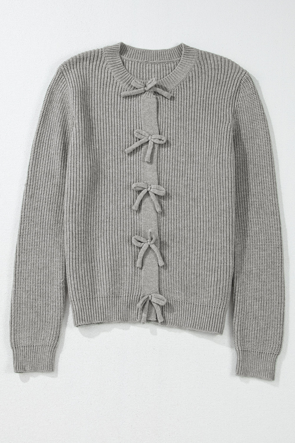 Philippine Gray – Süße, kurze Strickjacke mit Schleife vorn