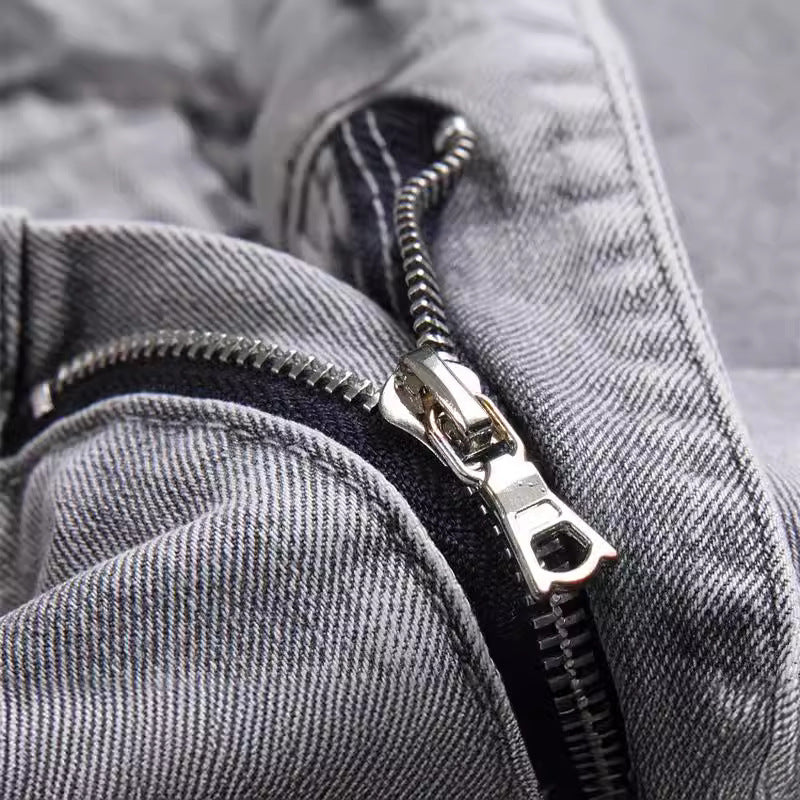 Graue Cobra-Jeans mit Loch-Patch-Stickerei für Herren