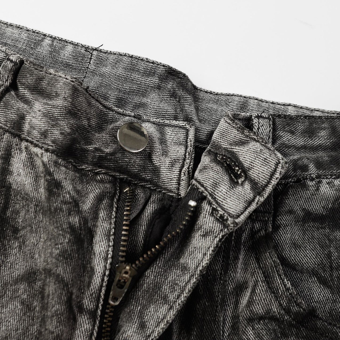 Personalisierte Jeanshose aus Split-Wash-Denim