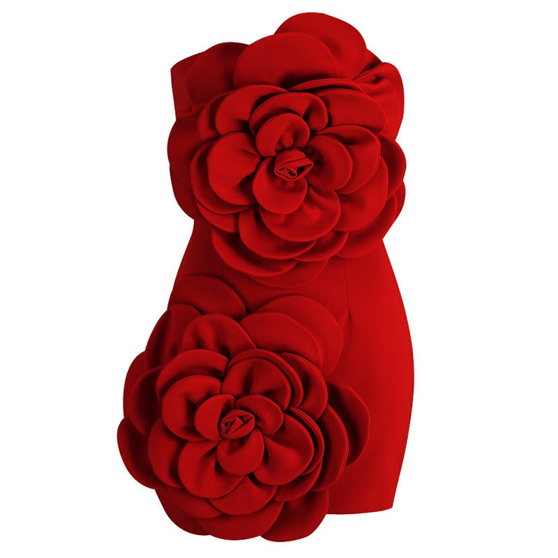 Sexy red strapless dress decorated with three-dimensional flower dress