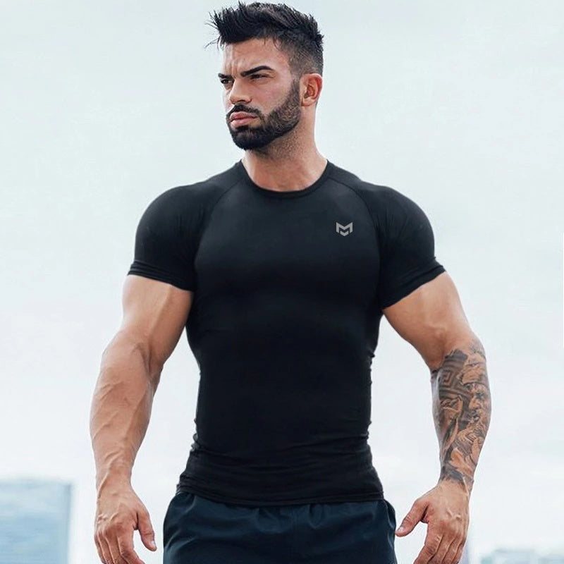 Kurzärmliges T-Shirt fürs Fitnessstudio, schnelltrocknende Kleidung zum Laufen