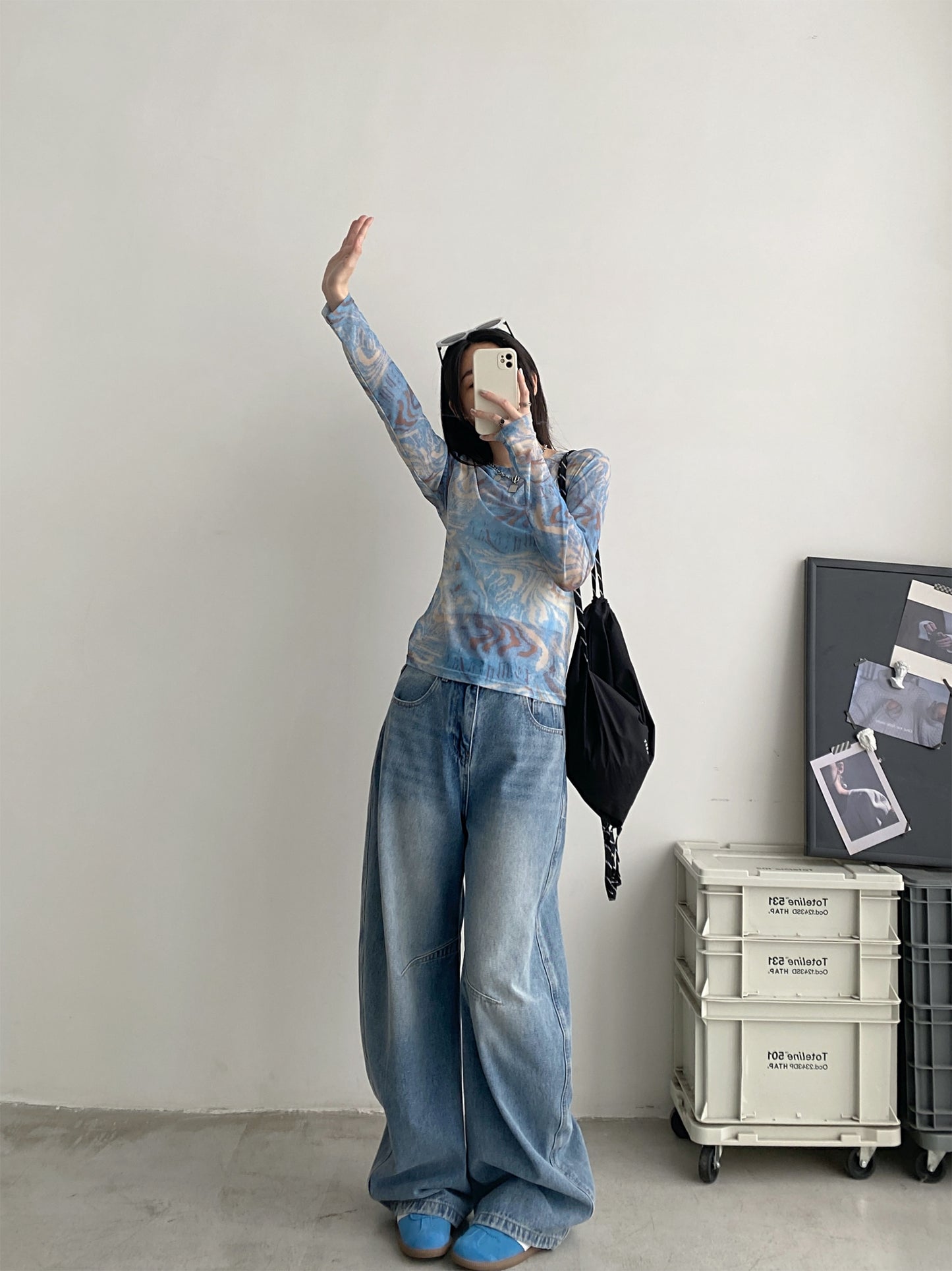 Straight Jeans With Loose Wide-leg