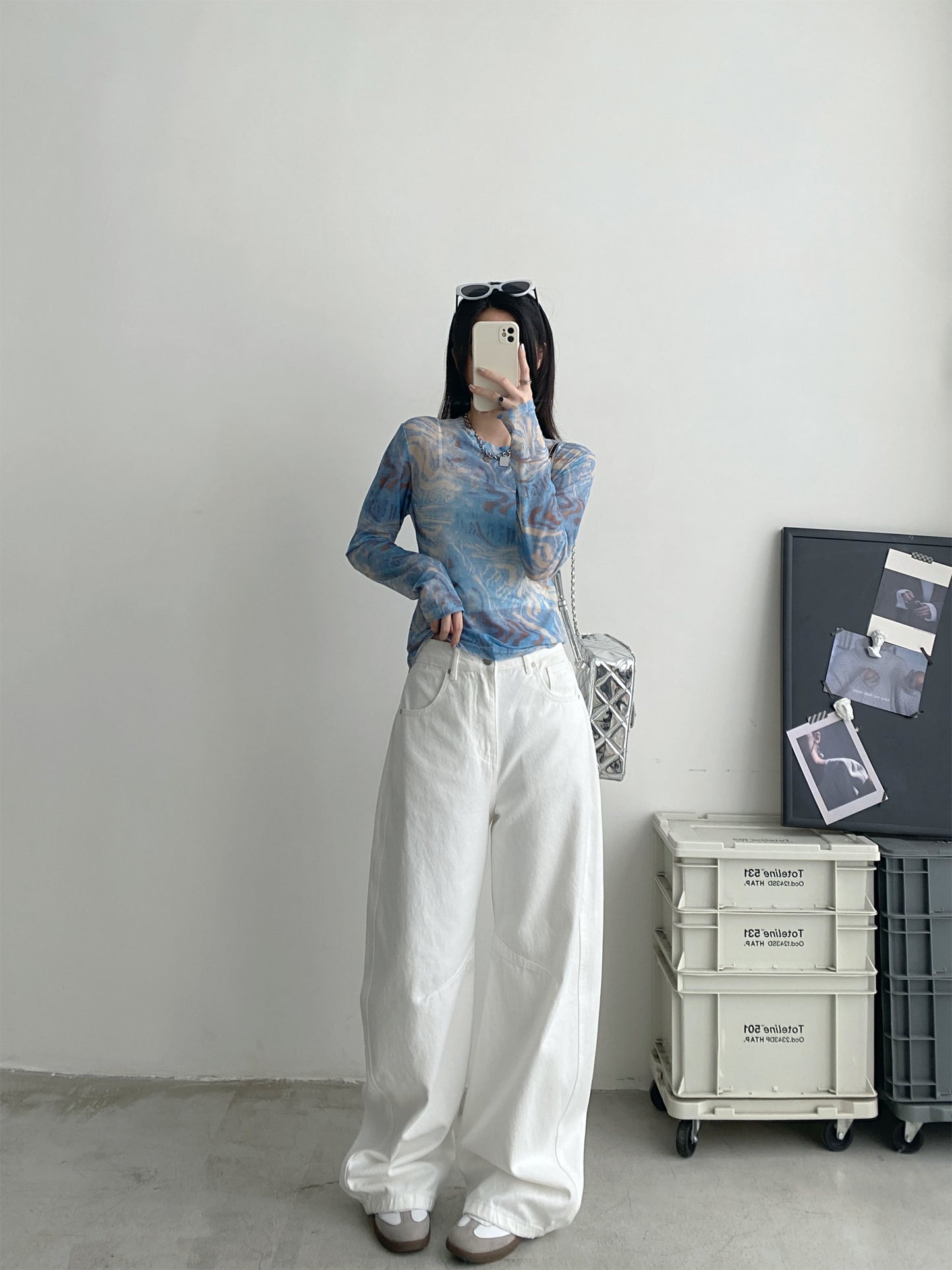 Straight Jeans With Loose Wide-leg