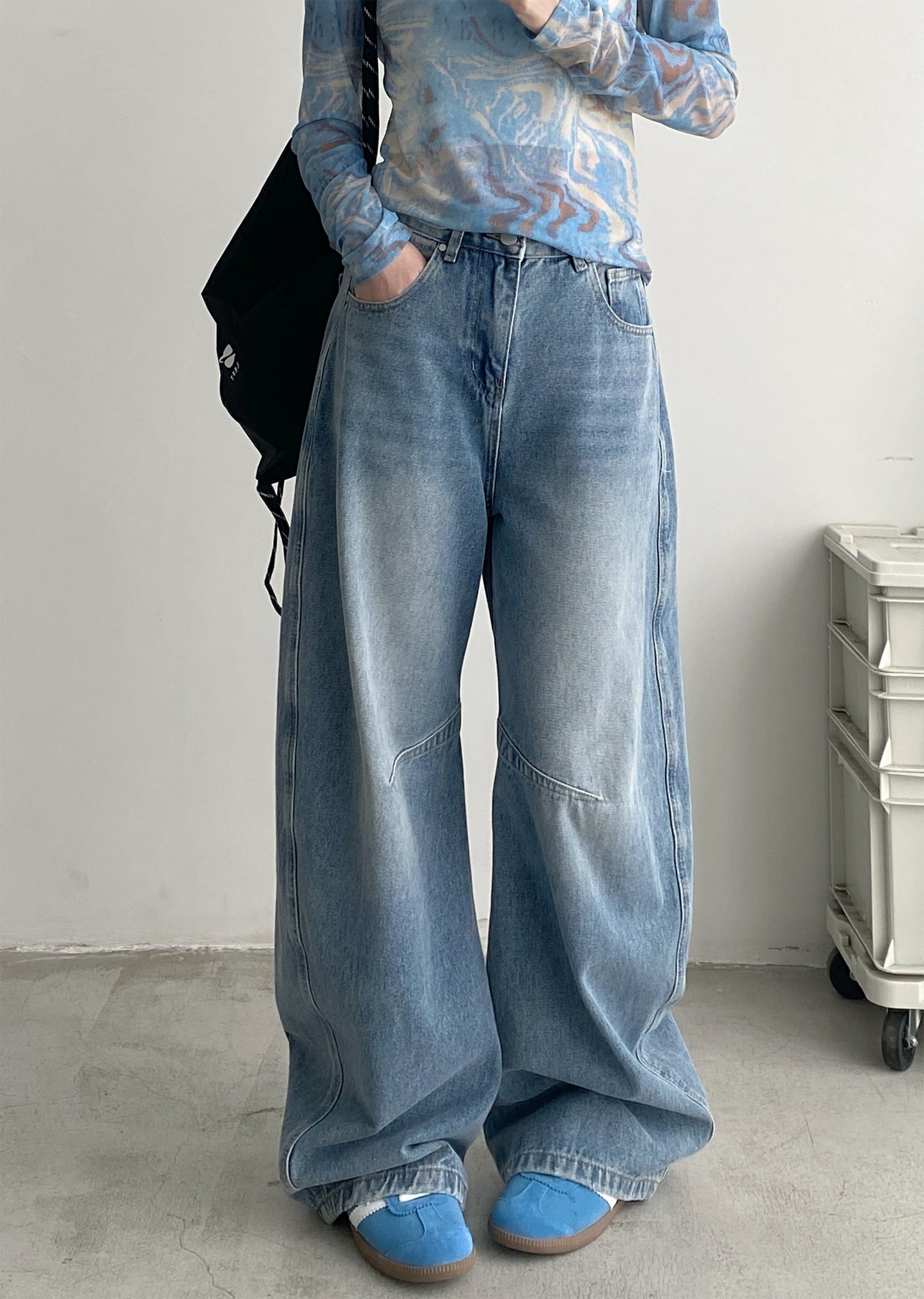 Straight Jeans With Loose Wide-leg