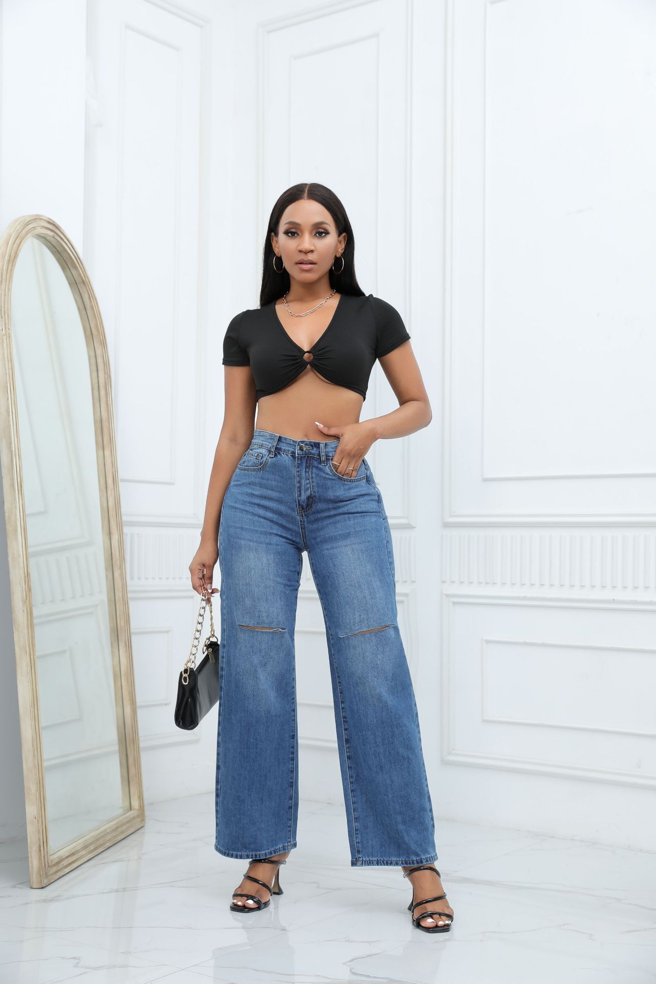 Elegant Ripped Wide-leg Jeans