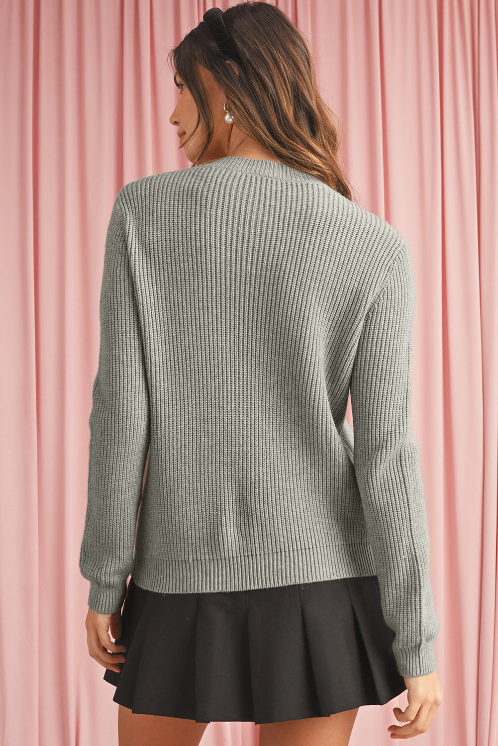 Philippine Gray – Süße, kurze Strickjacke mit Schleife vorn