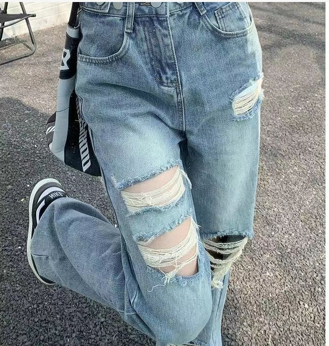 Ripped Jeans Women