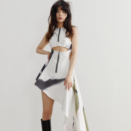 Modisches Kleid