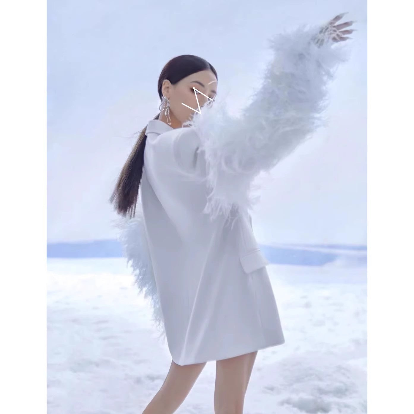 White Feather Personality Blazer