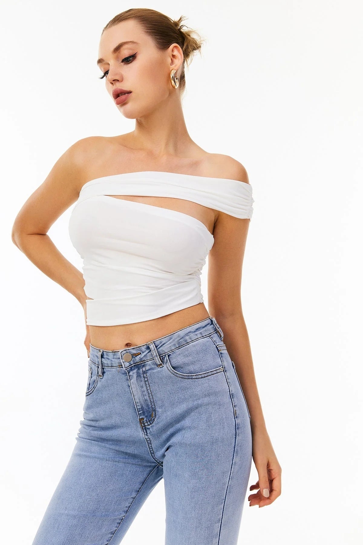 Oblique Shoulder Strap Tank Tops