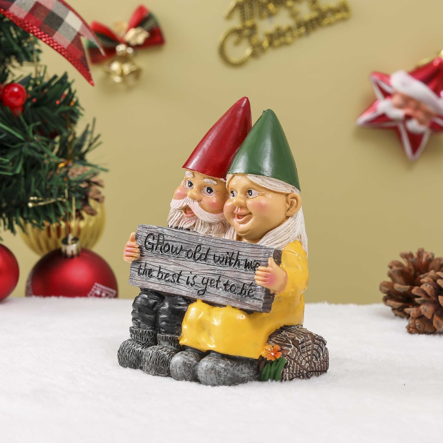 Couple Embracing Love Small Decoration Resin