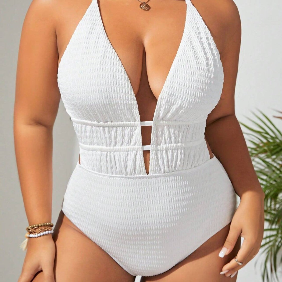 Traje de baño de una pieza favorecedor y decente