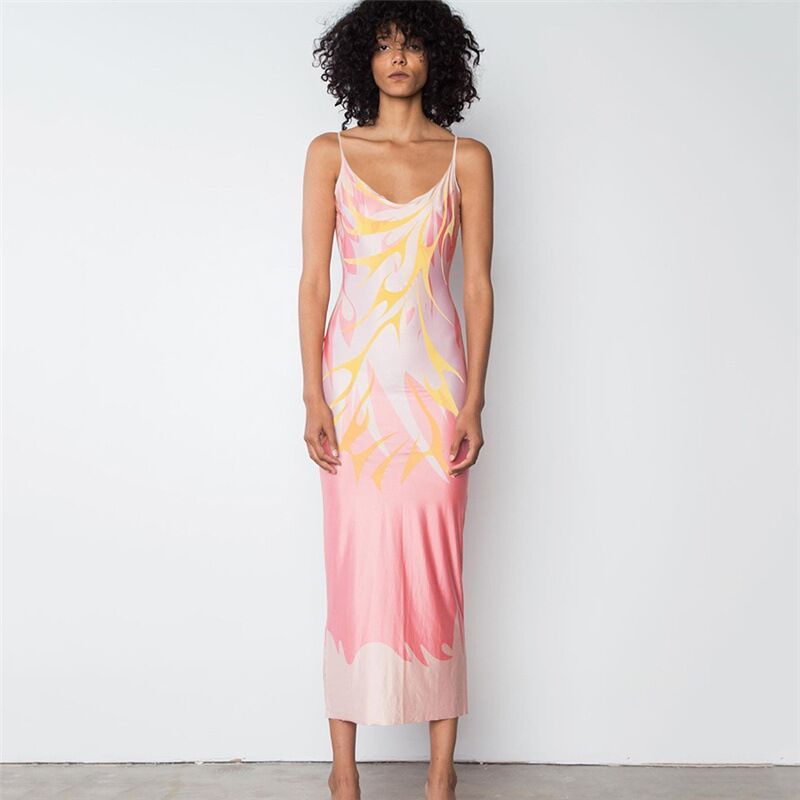 Tief ausgeschnittenes, rückenfreies, hohles, sexy Kleid
